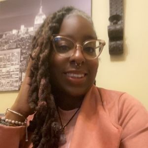 Meet your Posher, Jacqueline